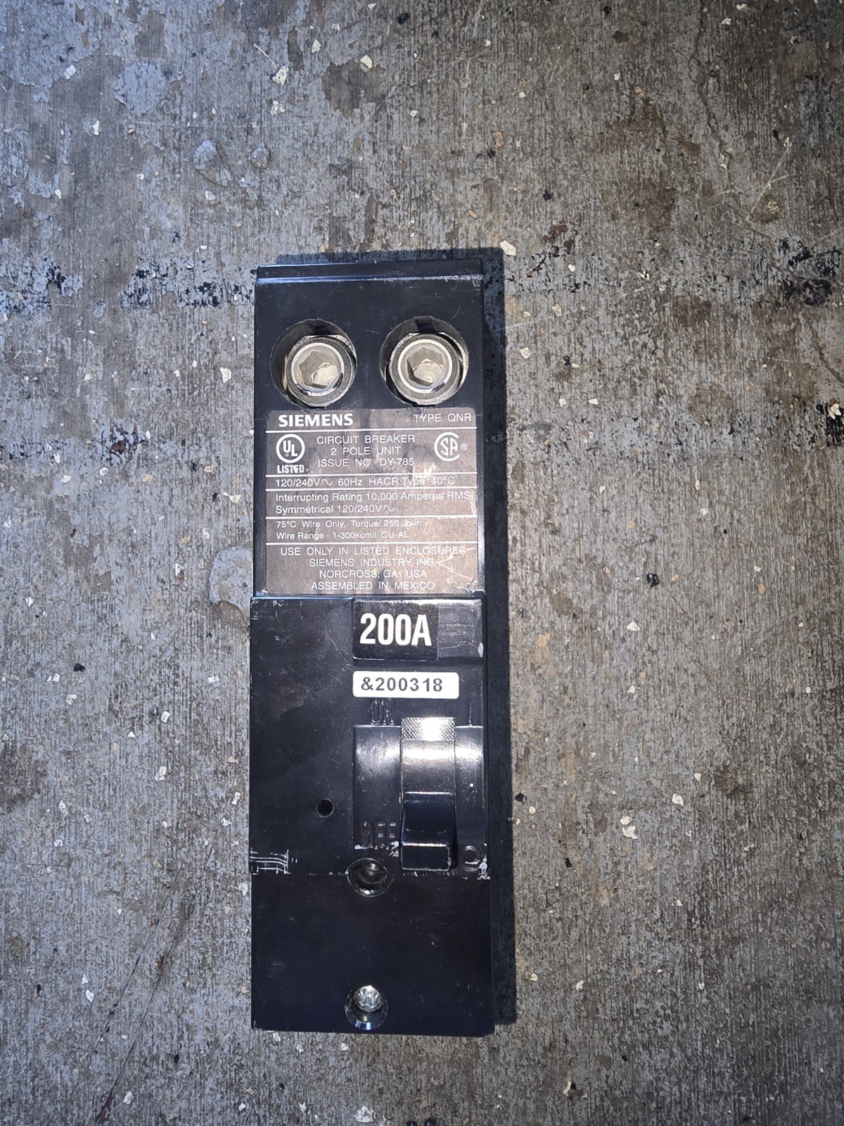 Siemens QN2200R 200 Amp Main Circuit Breaker