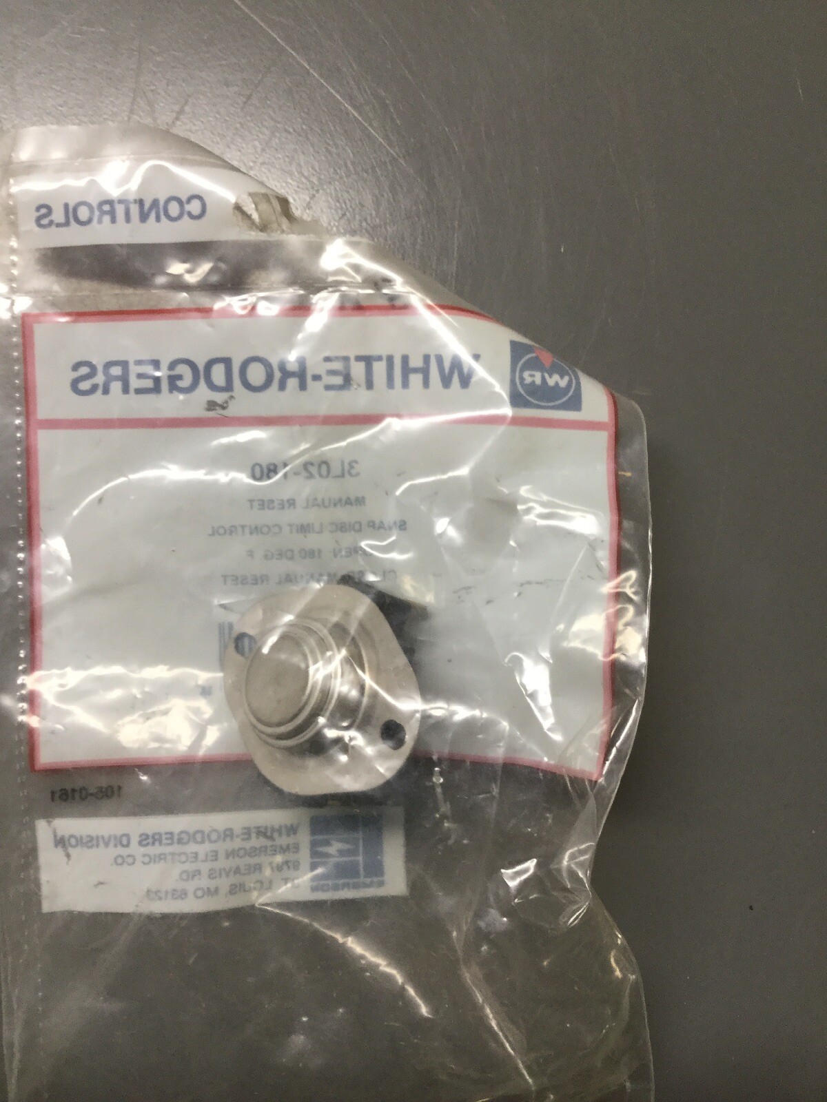 NEW, SEALED, WHITE-RODGERS, 3L02-180, SNAP DISC LIMIT CONTROL, (14K-3)