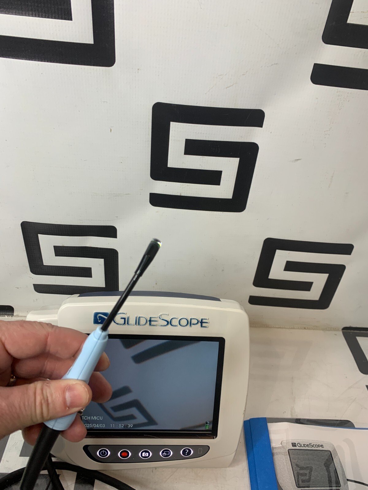 Verathon GlideScope 0570-0338 Monitor Video Laryngoscope 0570-0306 1-2 Baton Cam