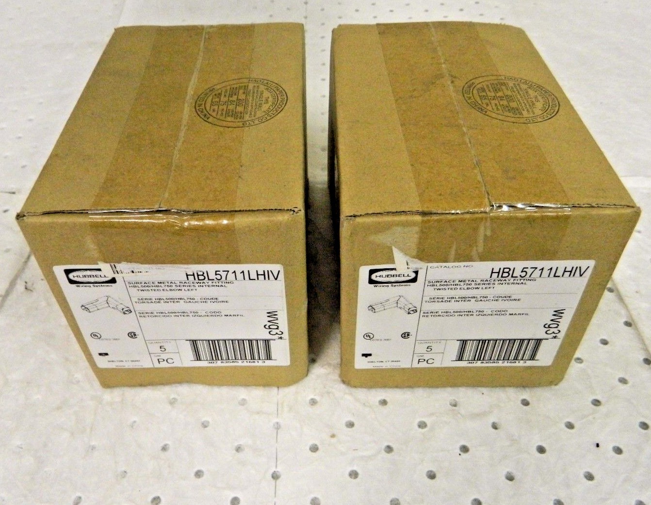 Hubbell Wiring Device-Kellems Raceway Elbow Ends 2.98″x 0.94″ Qty 10 HBL5711LHIV