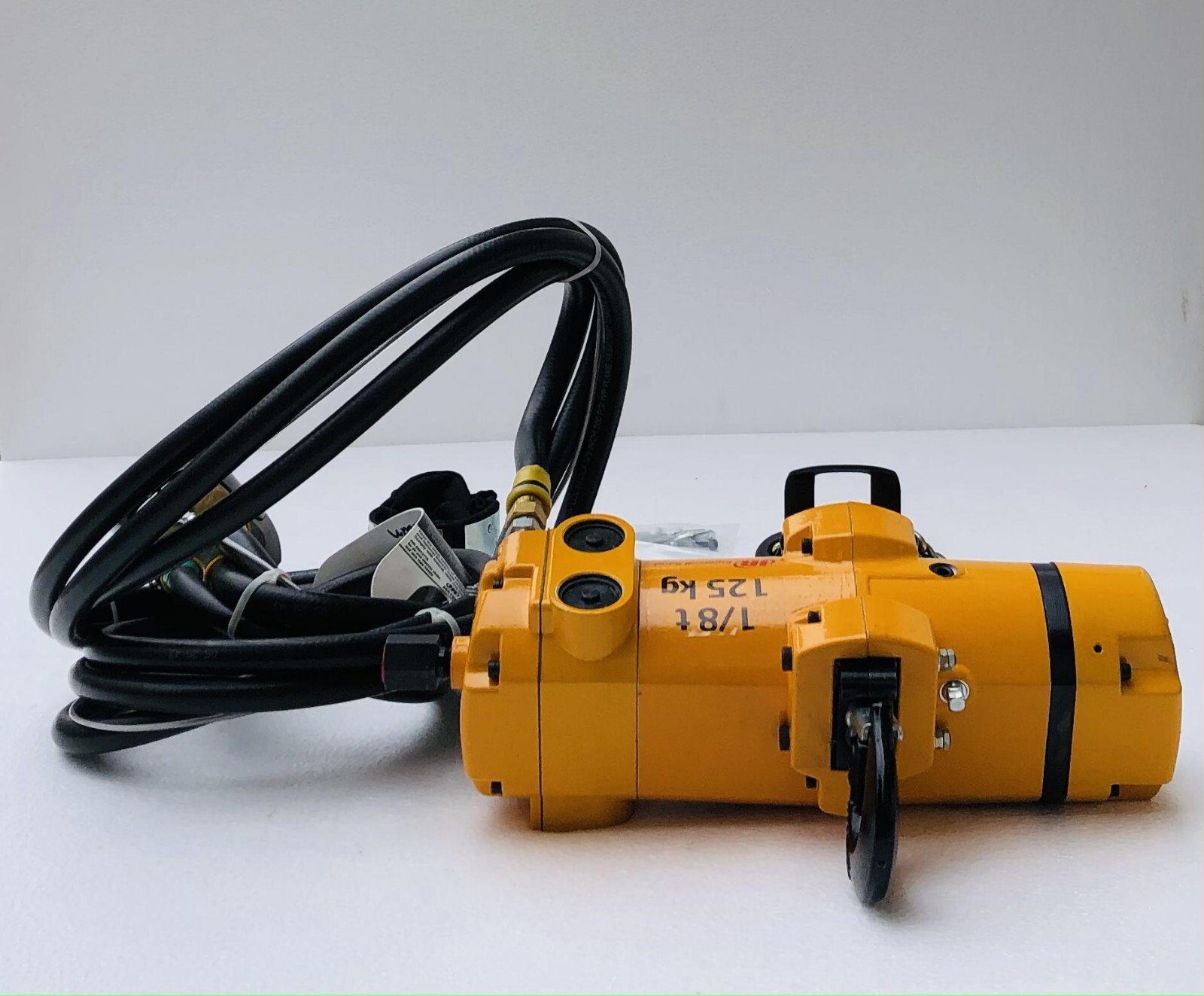 Ingersoll Rand CL125K-2C10-C6U Pneumatic Air Chain Hoist 1/8 Ton 125 Kgs 10 Ft.