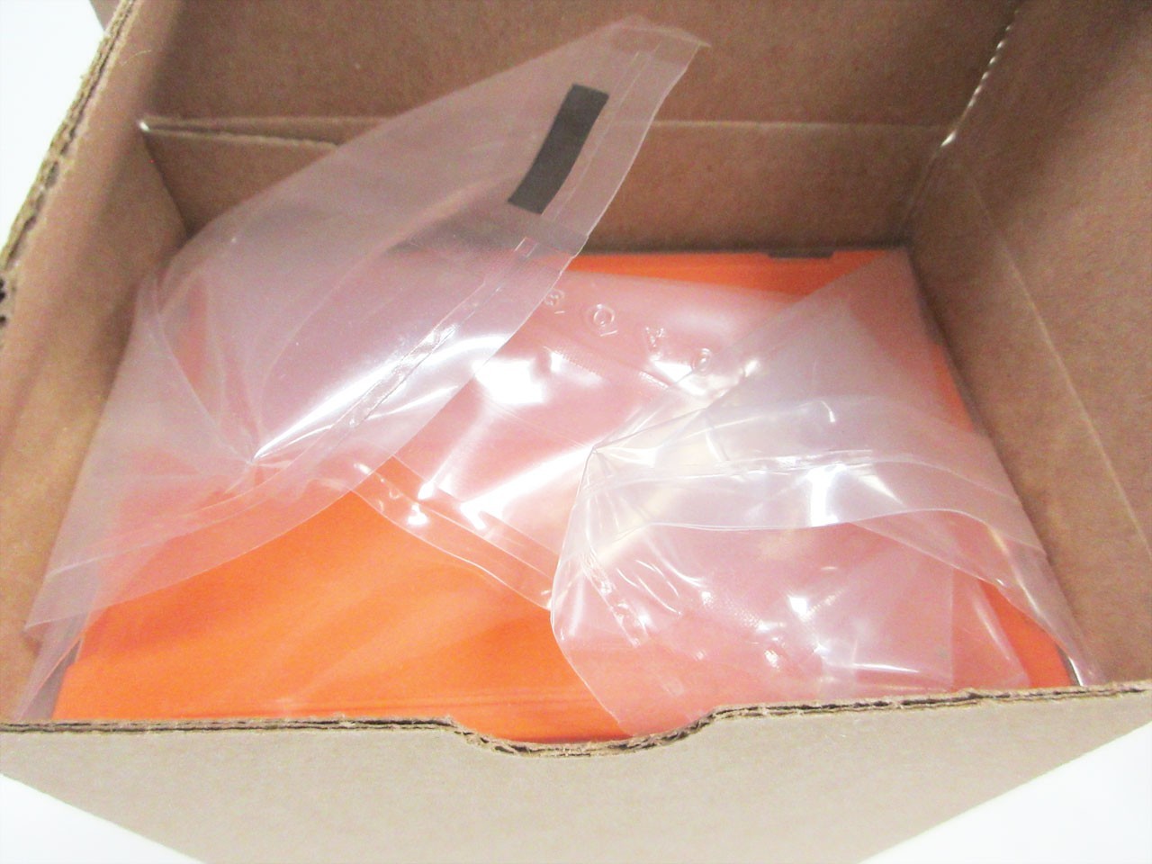 BOX 20 CORNING 3903 COSTAR 96-WELL CLEAR BOTTOM WHITE MICROPLATE EXP 2026-04-18