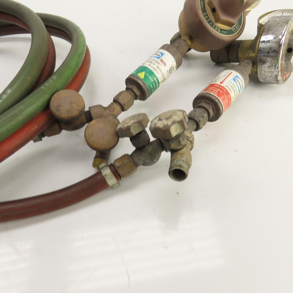 Harris Oxygen & Acetylene Regulator/Hose Assembly 6′ W/ Arrestor