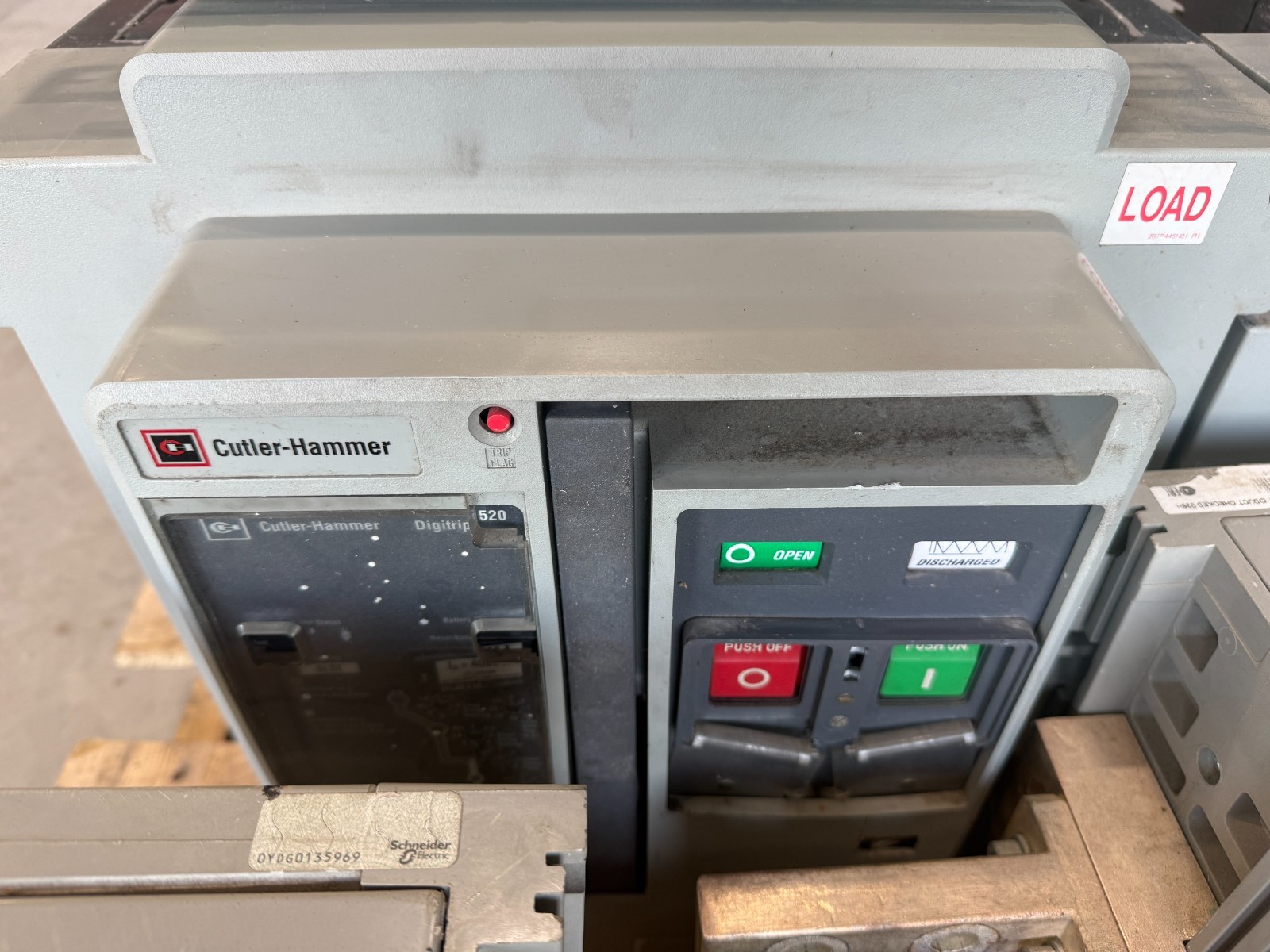 Cutler-Hammer Magnum DS MDS84N 4000A 600V Low-Voltage Power Circuit Breaker – Di