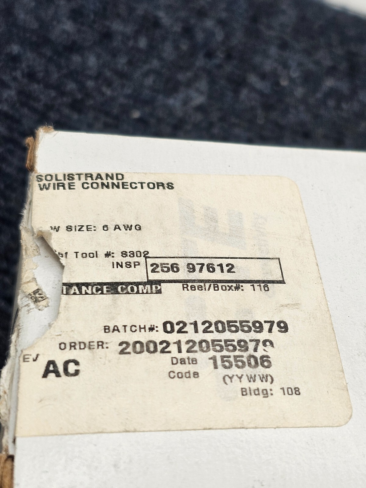 (QTY 100) TE Connectivity 33464: Closed Ring Tongue Terminals 6 AWG #10 Stud