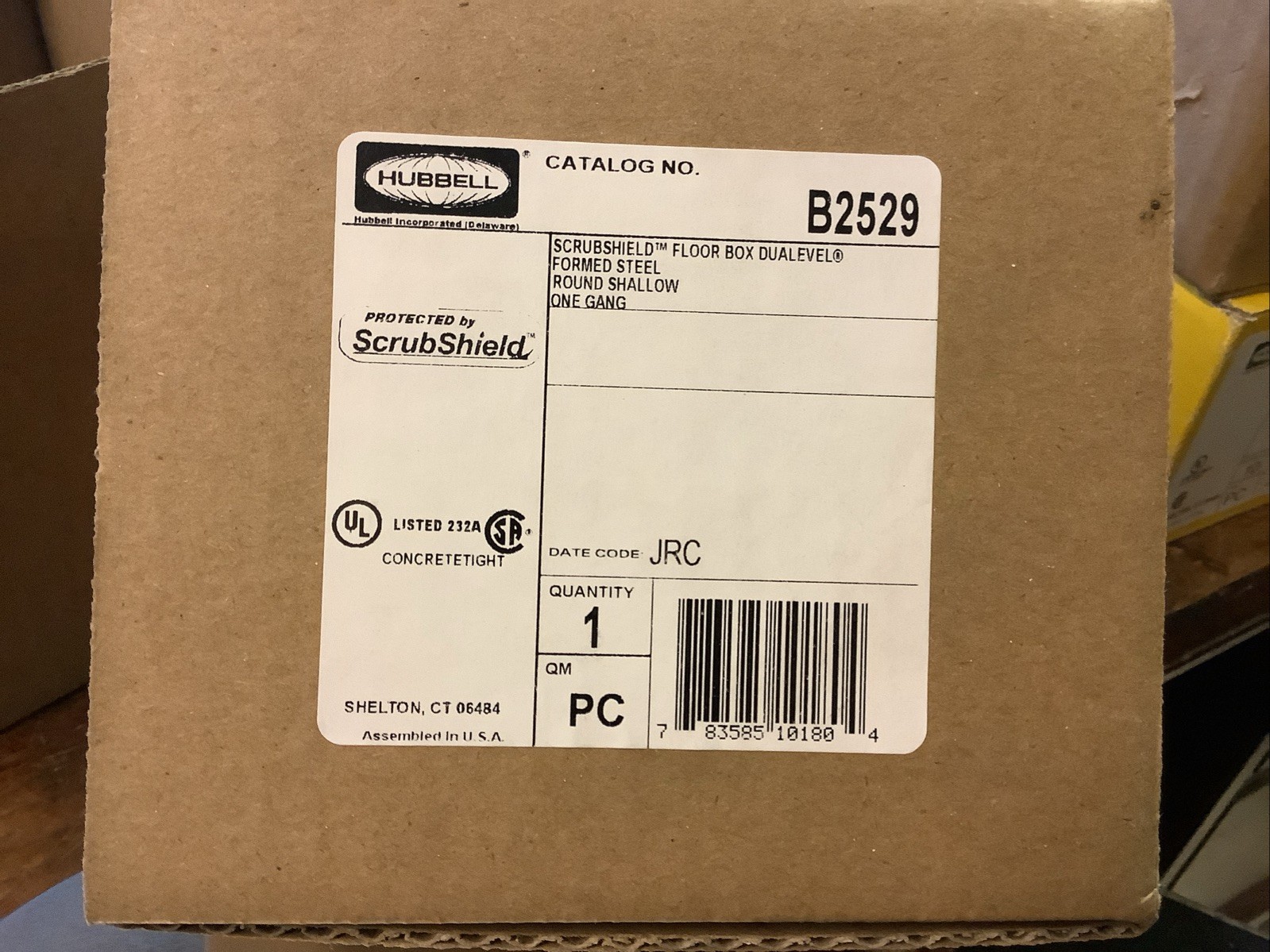 Hubbell B2529 Brass Stamped steel round Floor Plate One gang (new)