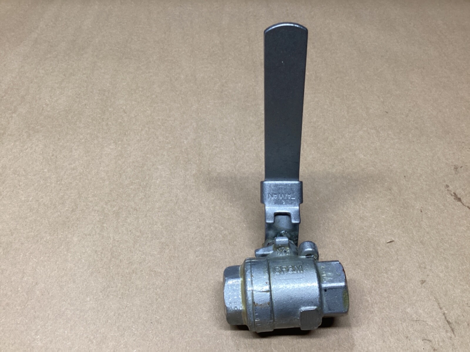 1/2″ 1000 WOG CF8M BALL VALVE #105K95