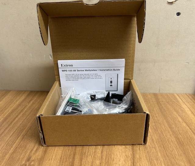 Extron 70-726-63 WPD 110 A HDMI W IR & AUDIO Pass-Through Wallplate HDMI White
