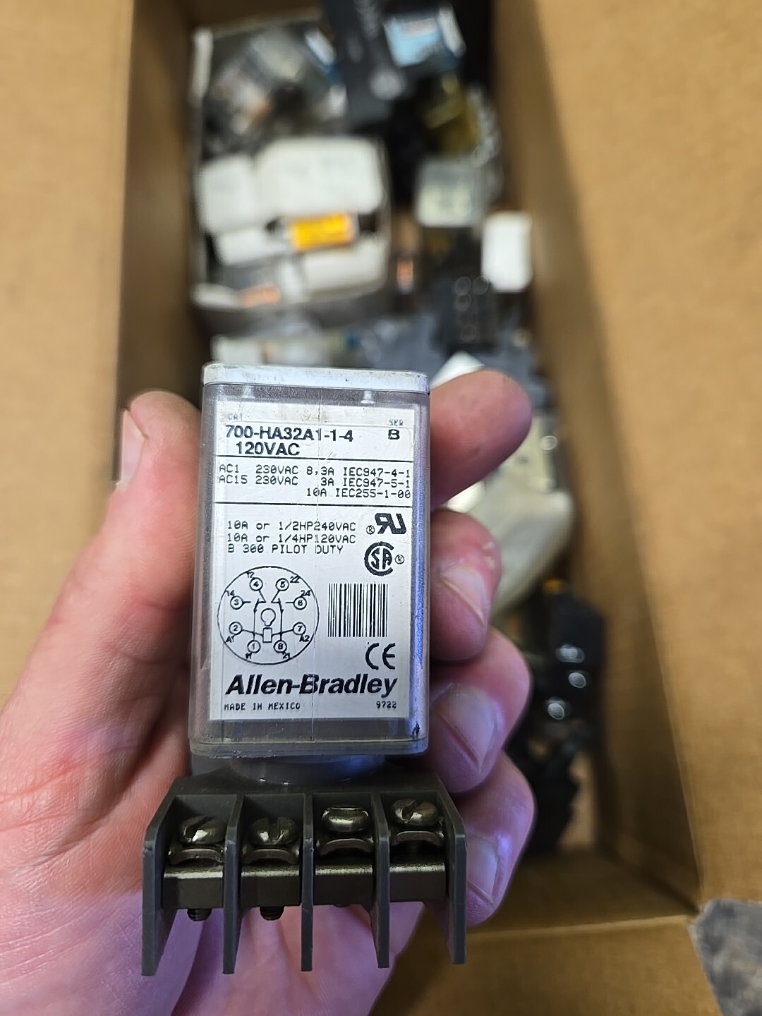 Lot Of Various Relays, Allen Bradley, Sq DPotter & Brumfield Plug-In Relay 12VDC