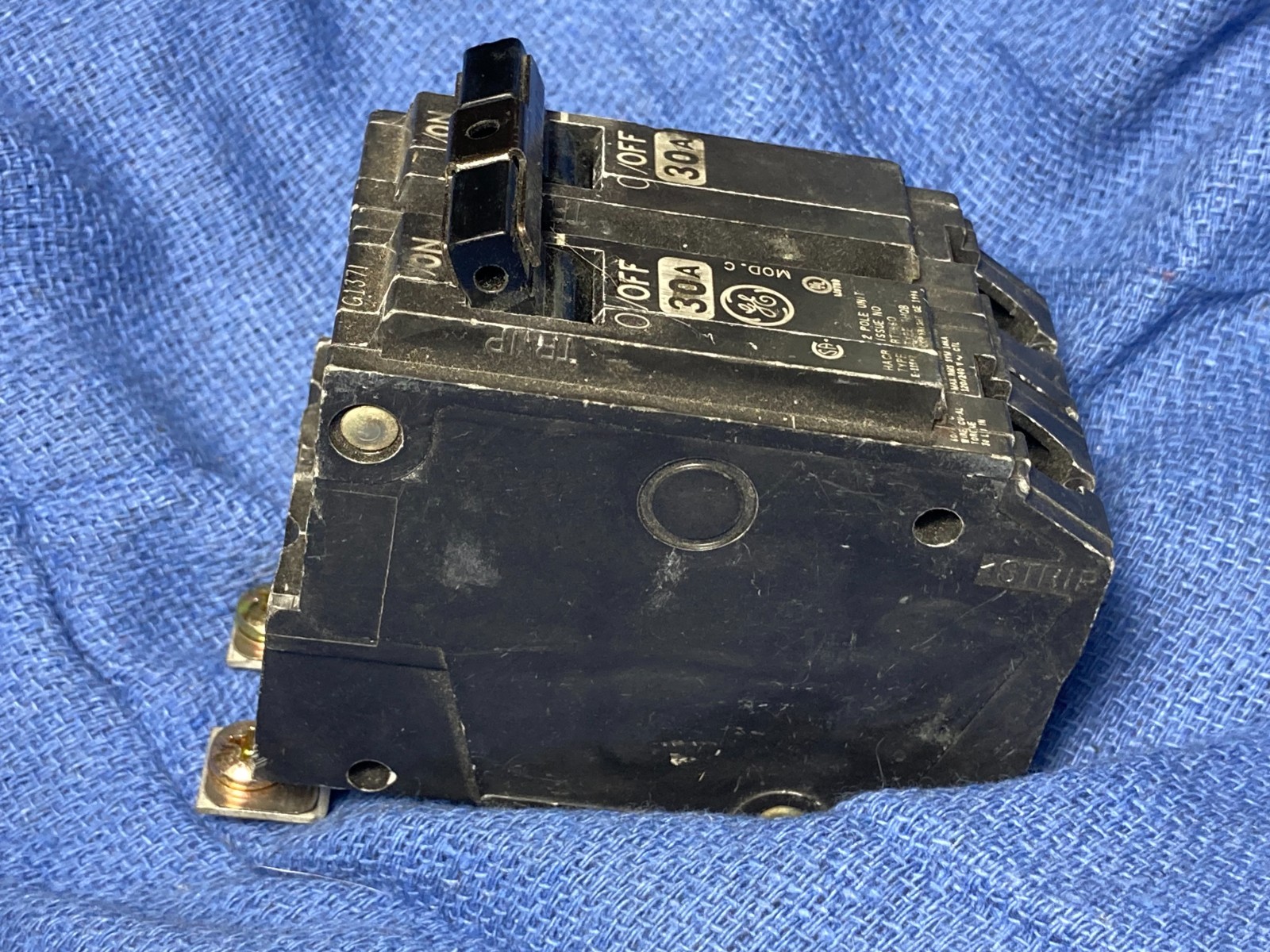 1 General Electric GE THQB2130 30 Amp 2-Pole 120/240 V Bolt-On Circuit Breaker