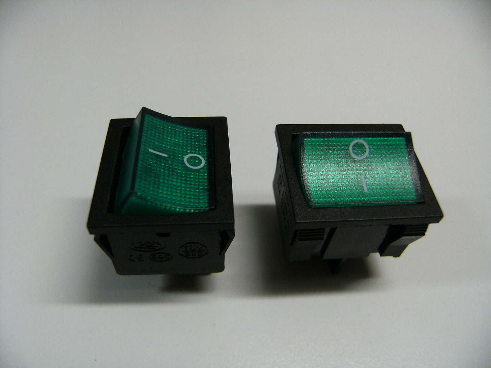2Pc Pack QY605-201-T125 6A 250V 15A 125V Green Power Switch Rocker 2 Position 4P