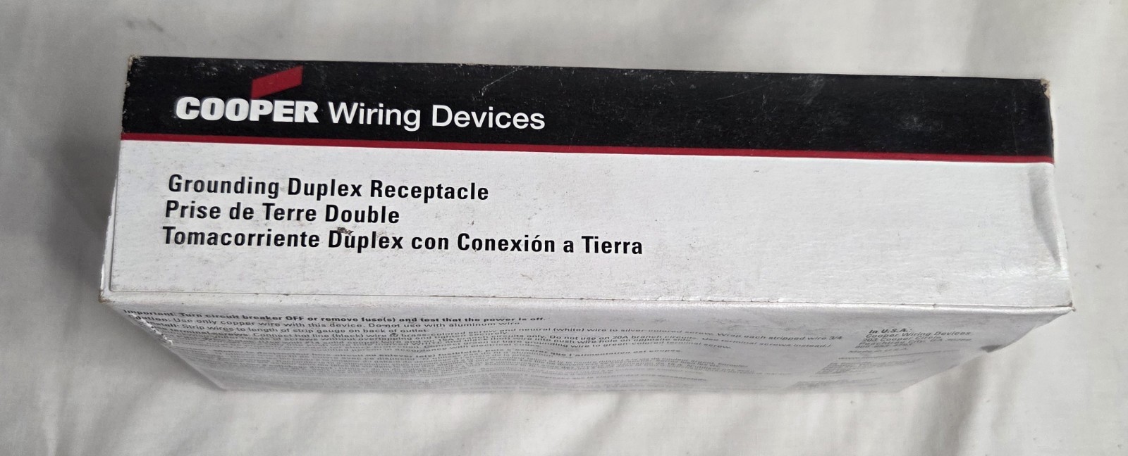 Cooper Wiring Devices Grounding Duplex Receptacle 15A-125V White Lot Of 20 NIB