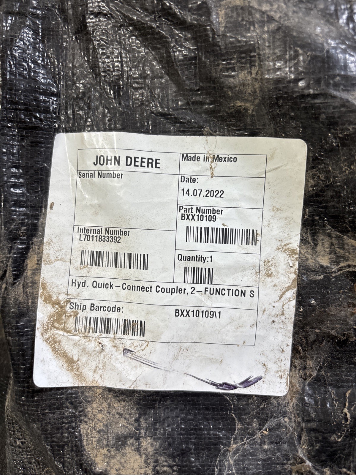 John Deere 2 Remote Quick Connect Axx11352