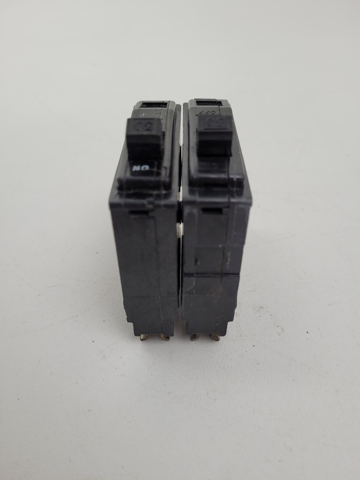 Lot of 2 – QO130 Square D 30 Amp 240 Volt Circuit Breaker – Next Day Option