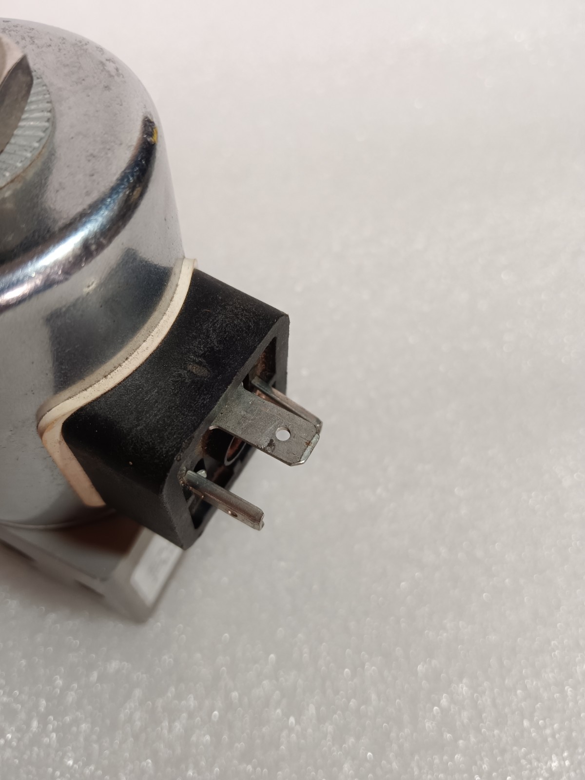 Wartsila Art.No 118.156.110N Type 2E27 Solenoid Valve 110VDC New As Images
