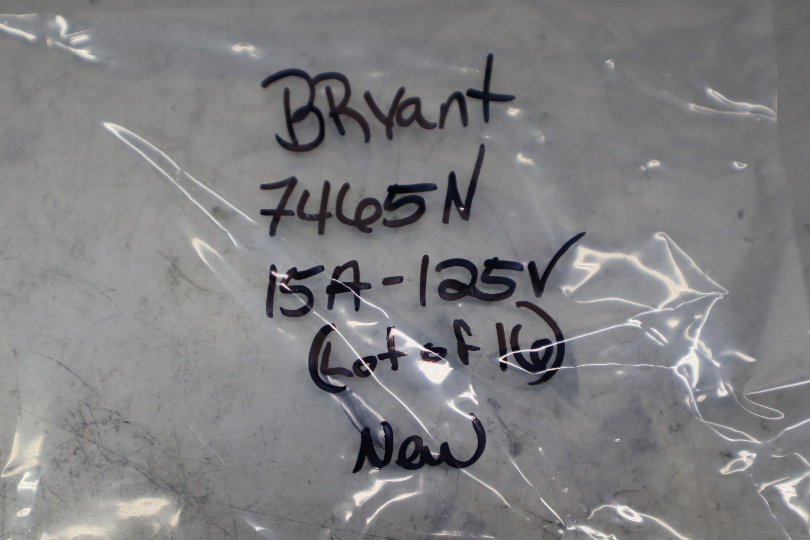 Bryant 7465N 15A 125V 2-Pole 2 Wire Black Midget Locking Plugs New (Lot of 16)