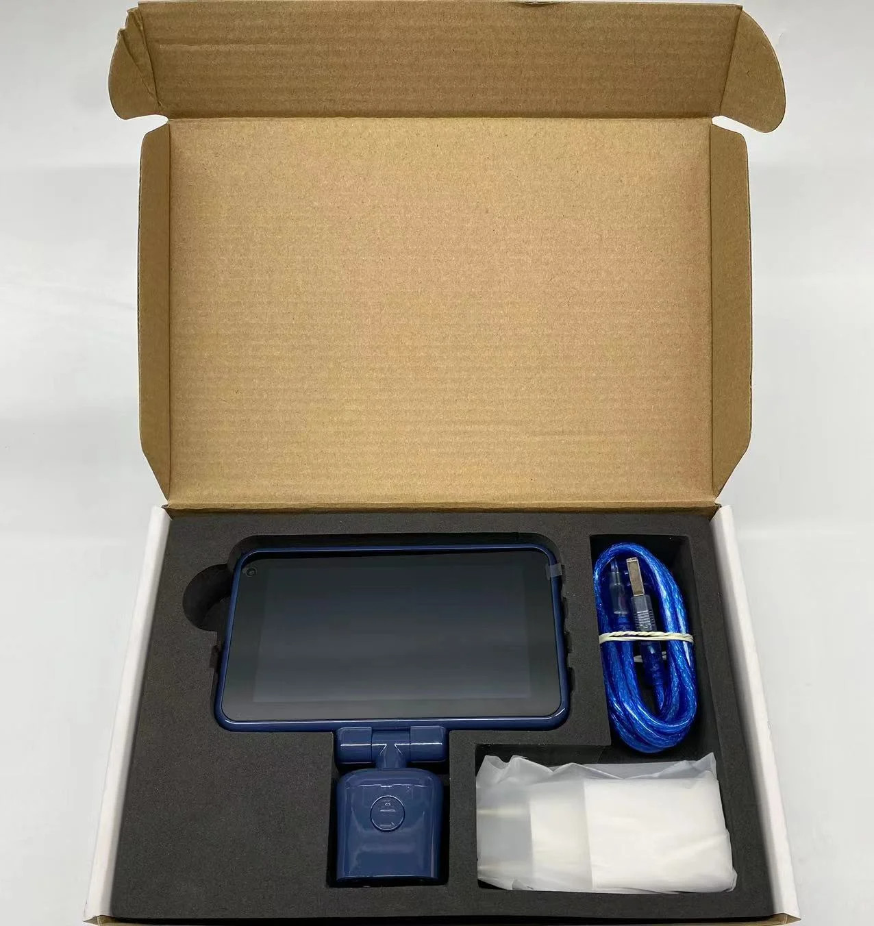 Video Laryngoscope Kit w/ Stainless Steel Blades, LMA, Guide Wire & Screen