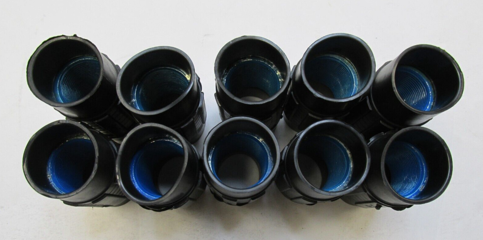 10 ea. Thomas and Betts Ocal Rigid Conduit Threaded PVC Coated 1″ NPT Coupler