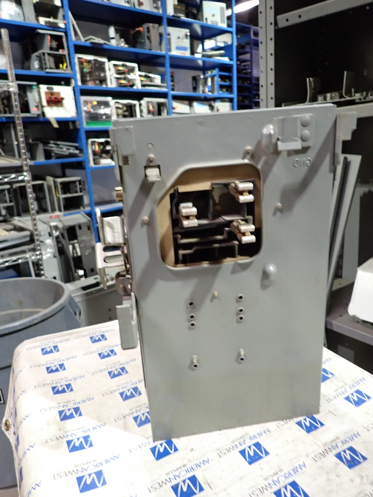 Square D PQ3603G 30 amp 600 volt Fusible 3 Phase 3 Wire Busway Switch BP566