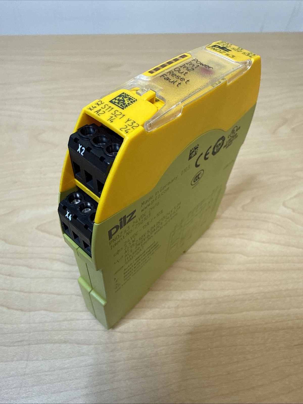 PILZ 750103 PNOZ s3 24VDC Safety Relay – Missing Port(s)
