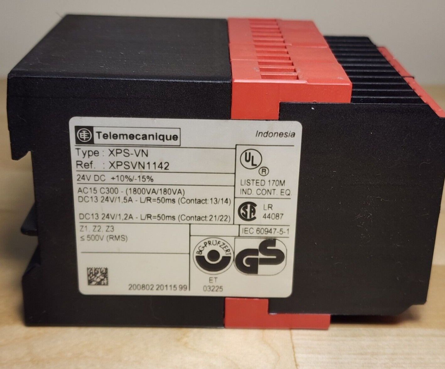Telemecanique XPSVN1142 Safety Relay XPS-VN 24VDC Zero Speed Detection