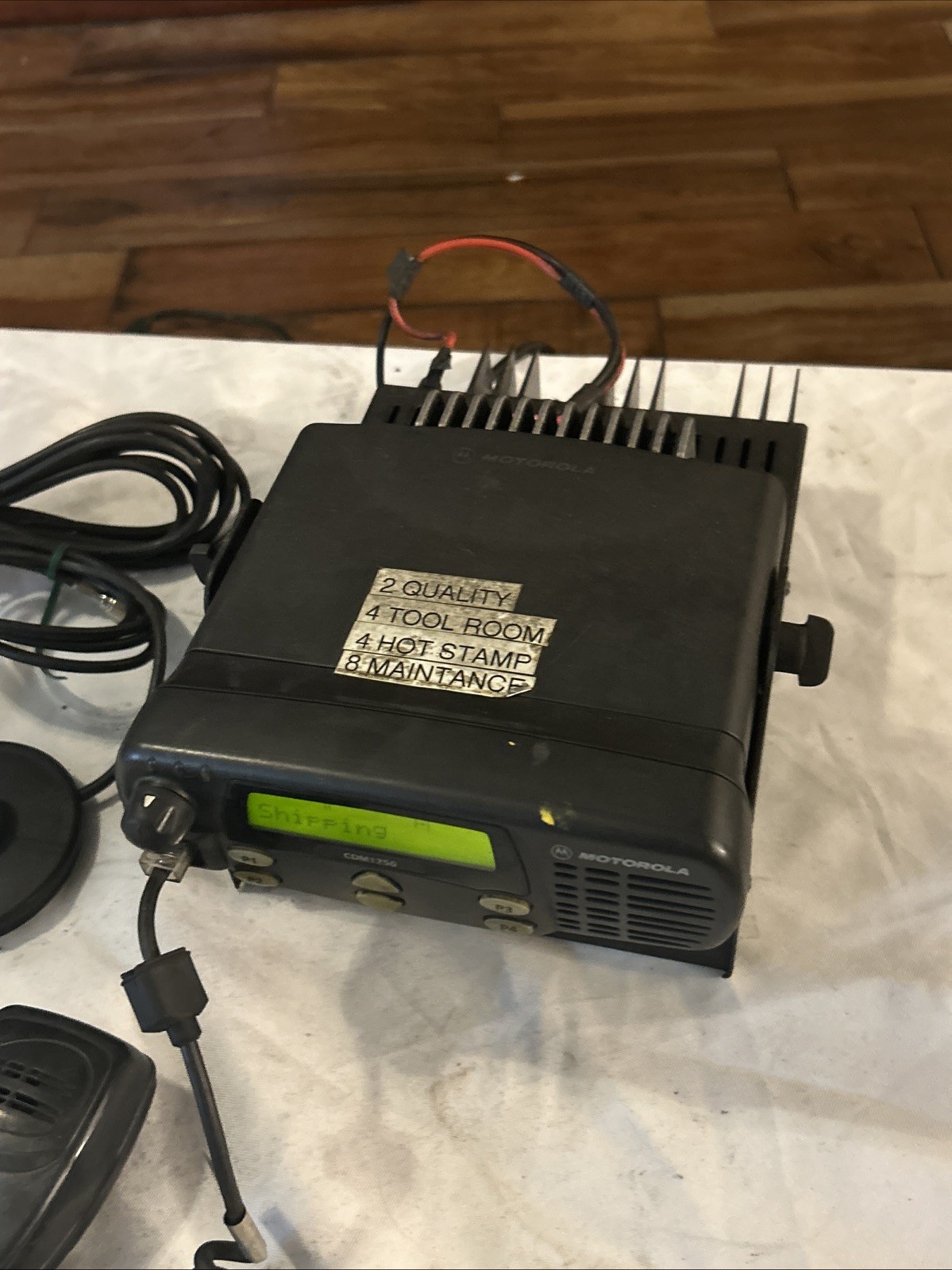 Motorola CDM1250 Two Way Radio & Ashtron SL-11R Base
