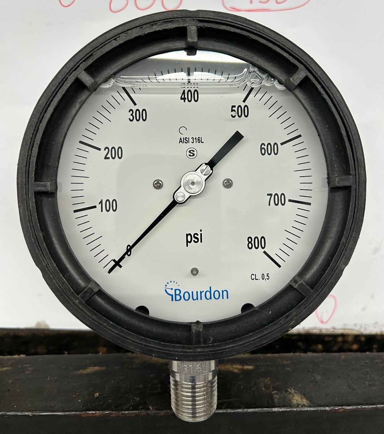 «NEW» 0-800 psi, gauge, 4 1/2″ dial, 1/2″ npt, LOWER MOUNT, SS internals