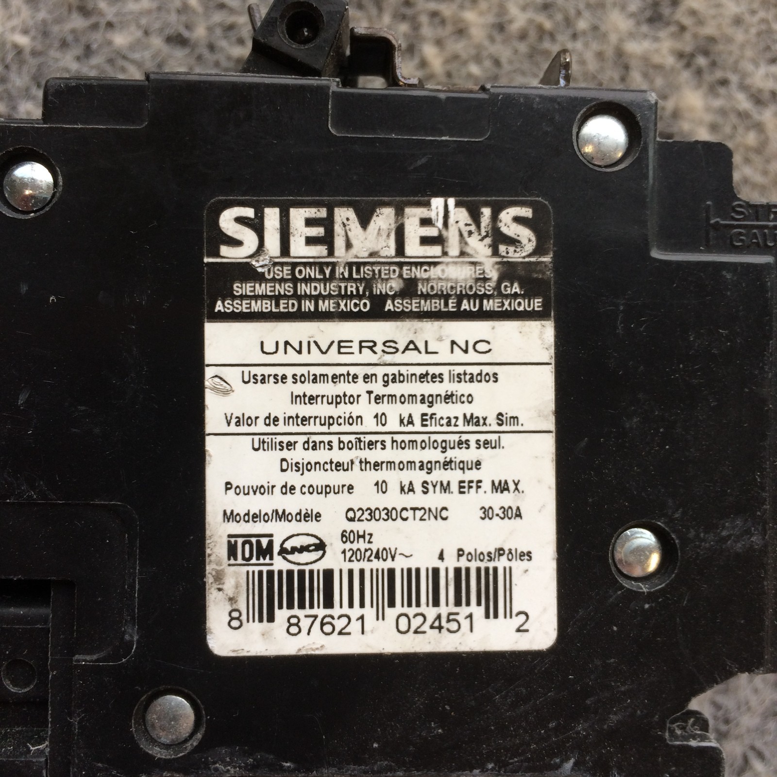 Lot of 2 SIEMENS Q23030CT2NC Q23030CT2 QUAD CIRCUIT BREAKER 2P30A/2P30A NOS