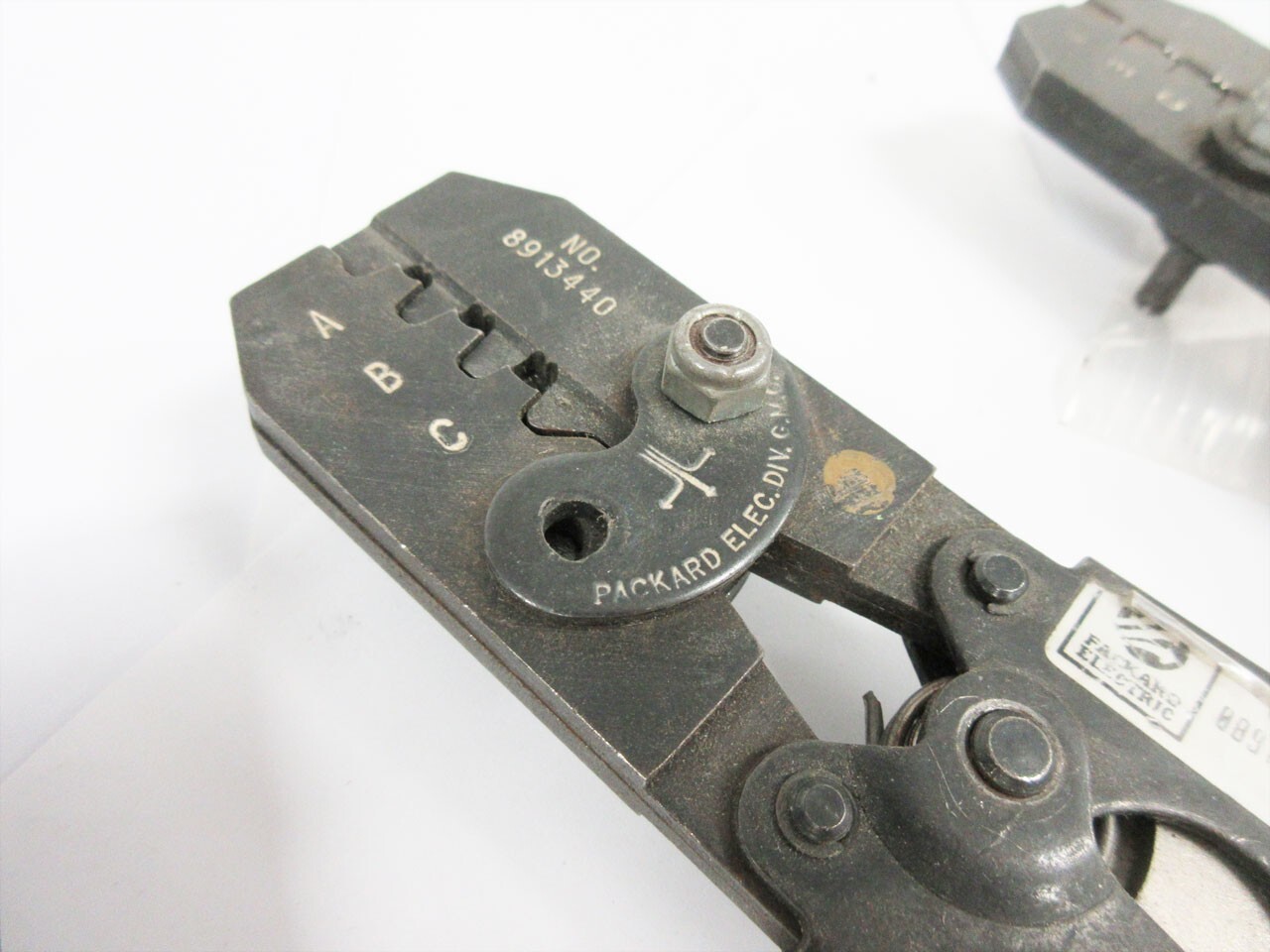 3 x PACKARD ELECTRIC 8913440 OPEN BARREL HAND CRIMP TOOL – PARTS