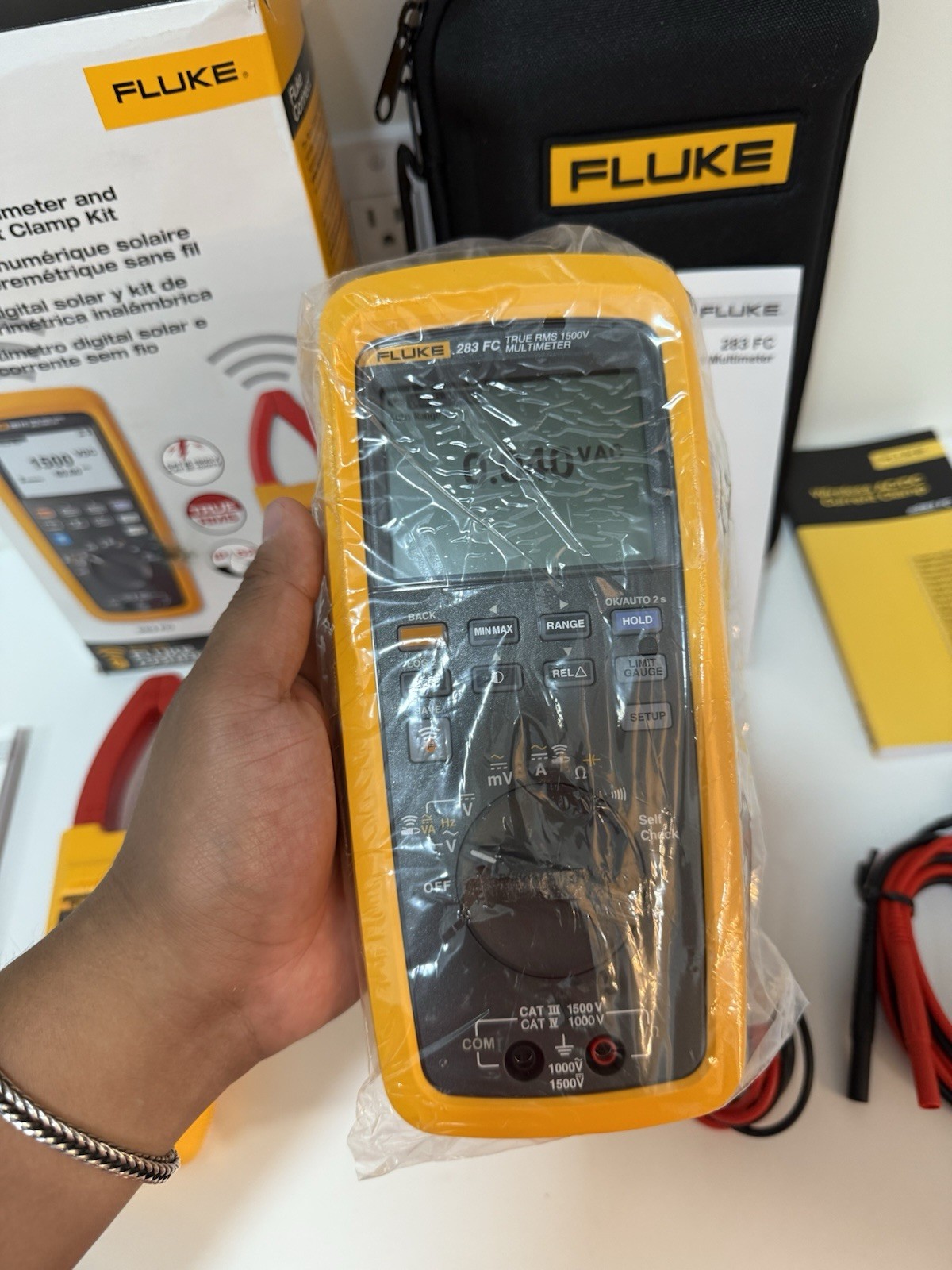 FLUKE 283 FC/PV SOLAR DIGITAL MULTIMETER & WIRELESS CURRENT CLAMP MFD-2025