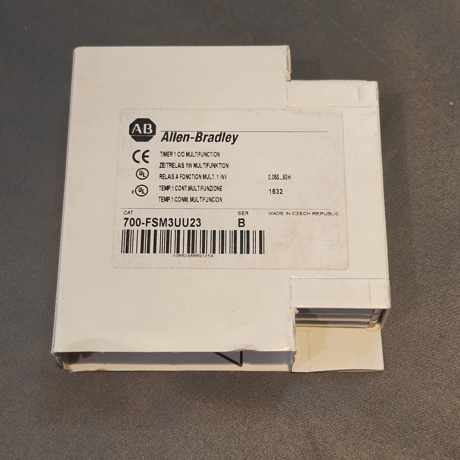 New Allen Bradley 24-48V .05S-60H Timing Relay 700-FSM3UU23