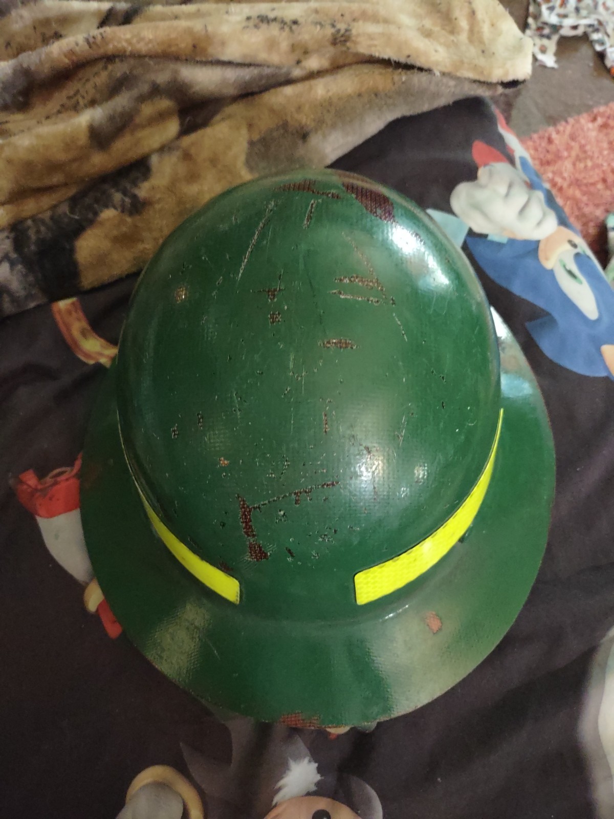 MSA Skullgard Full Brim Construction Hard Hat fiberglass safety Class G