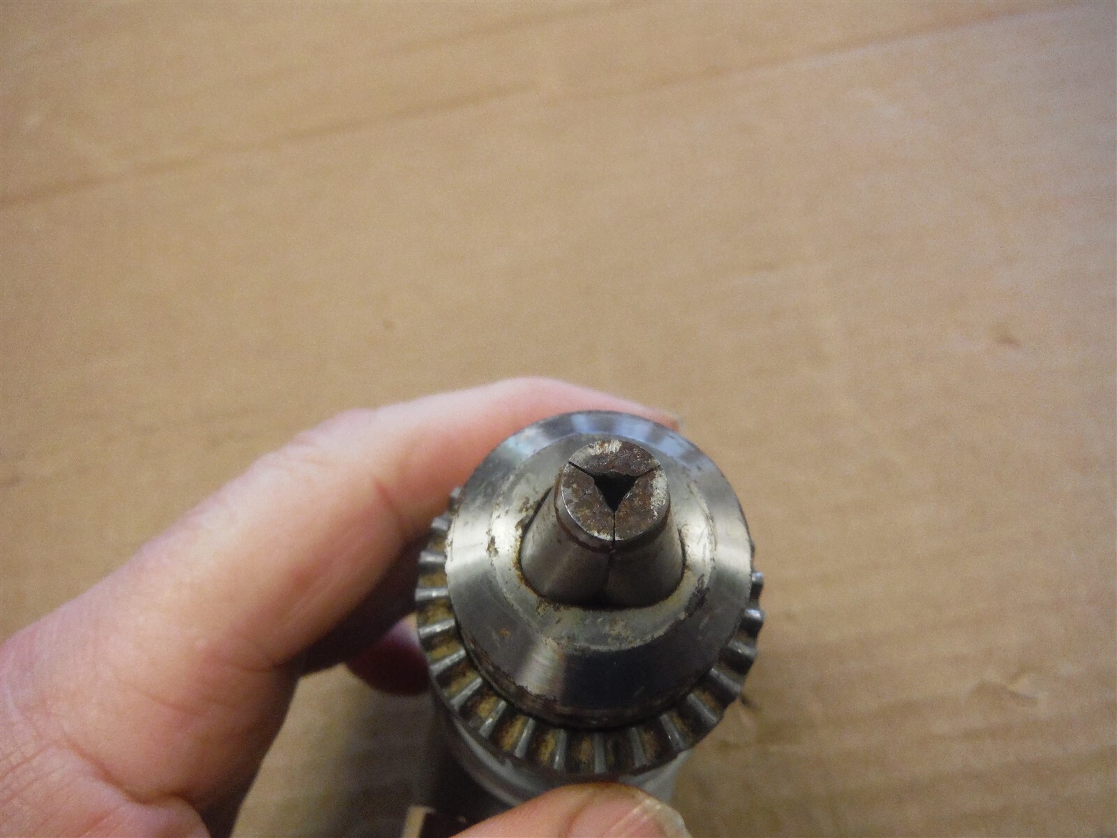 Milwaukee 1107-1 right angle 1/2″ drill with new chuck key Runs great *FC10