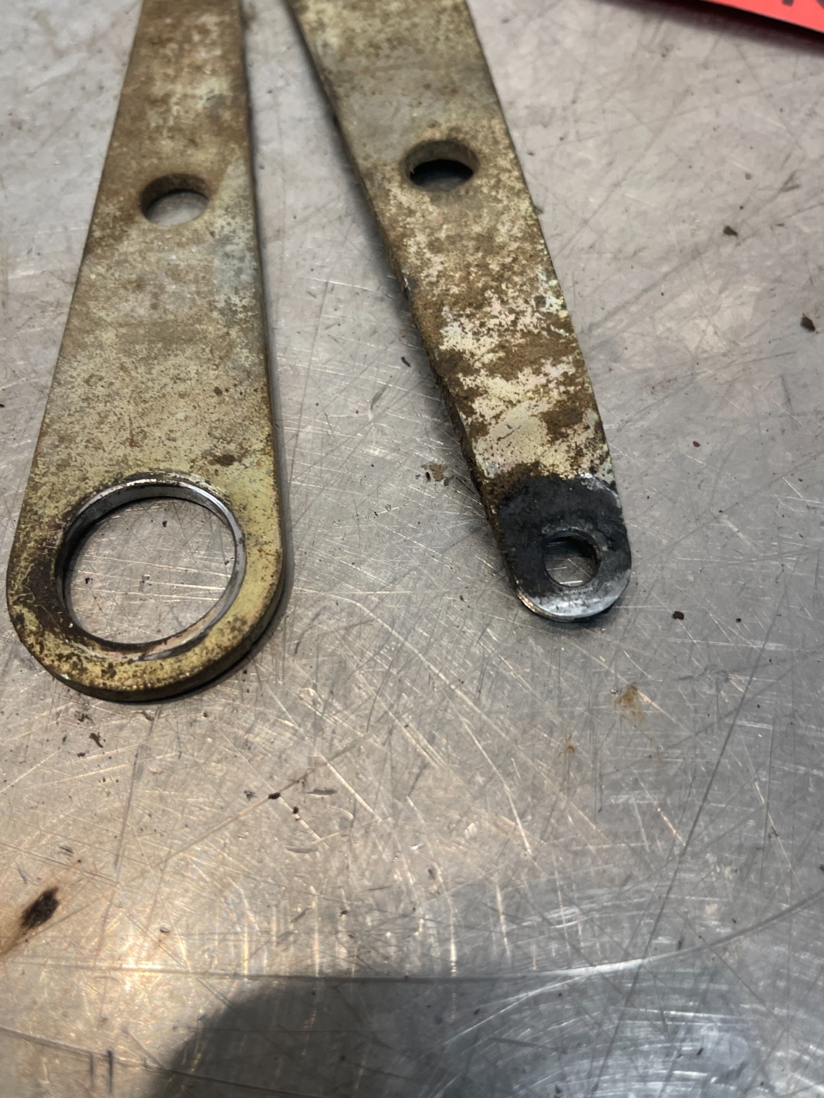 Case 445 Skid Steer Loader Hydraulic Valve Linkage Bracket Rods