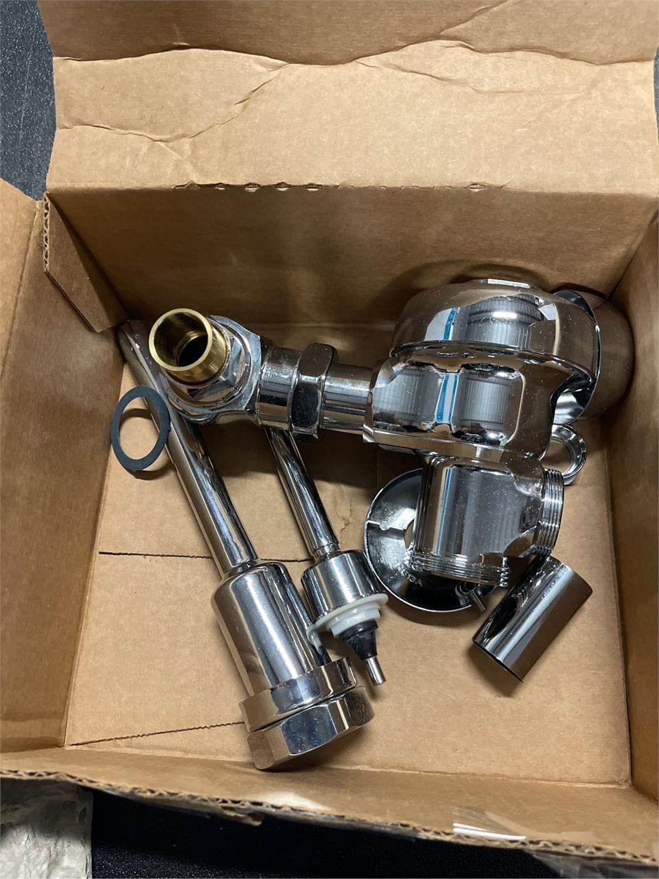 Sloan 186-1 XL, 1.0 GPF (3.8 LPF) Exposed Valve