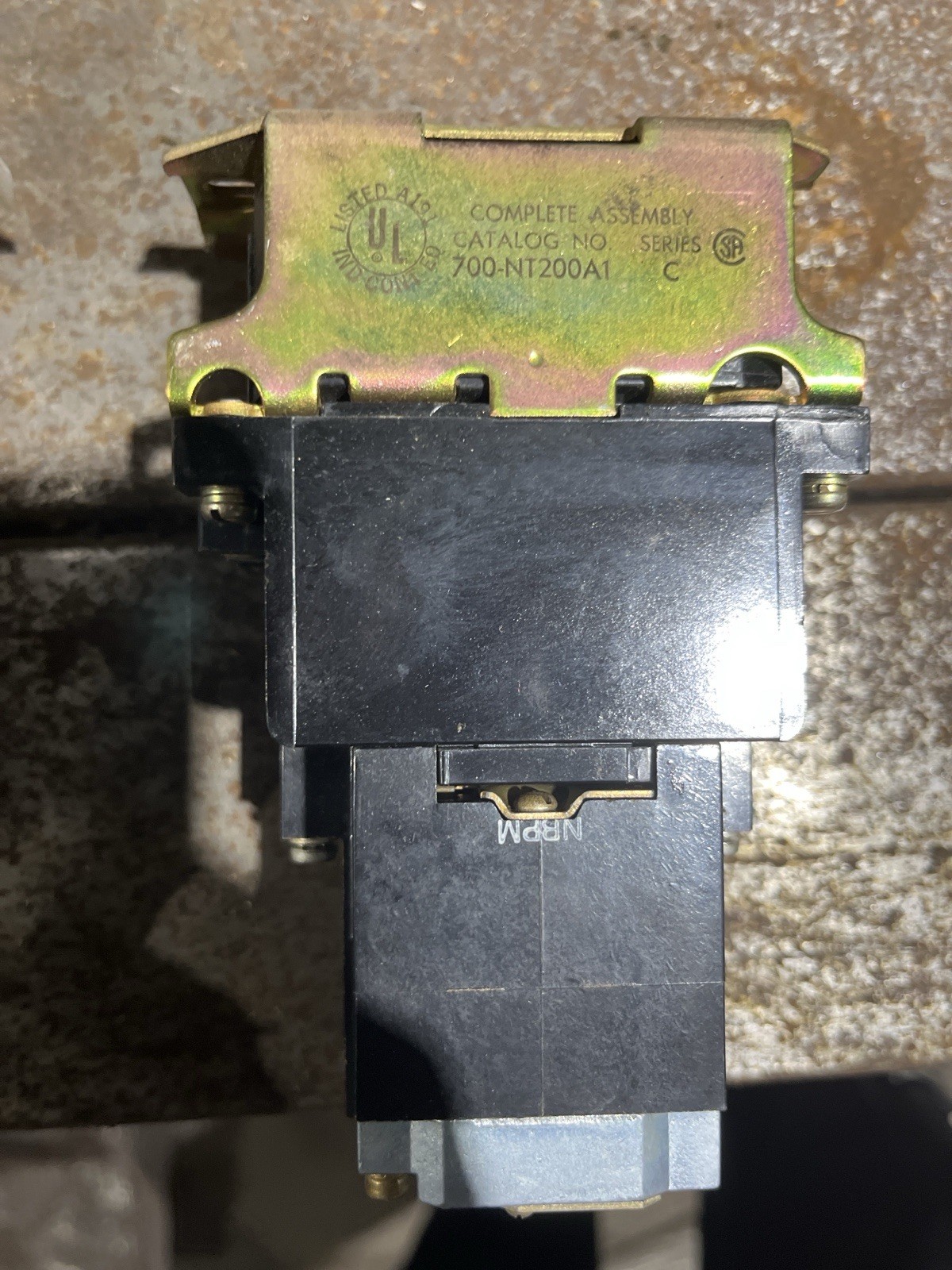 Allen-Bradley 700-NT200A1 Series C Timing Relay Assembly 120V 60Hz 110V 50Hz