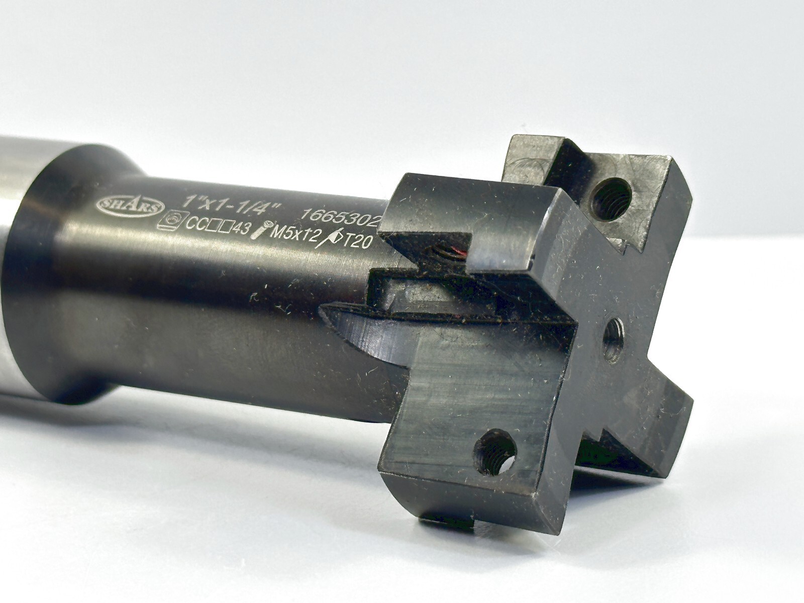 SHARS 1 x 1-1/4″ 1665302 New Indexable Lathe Tool Holder 1-1/4″ Shank 1pc – Pics