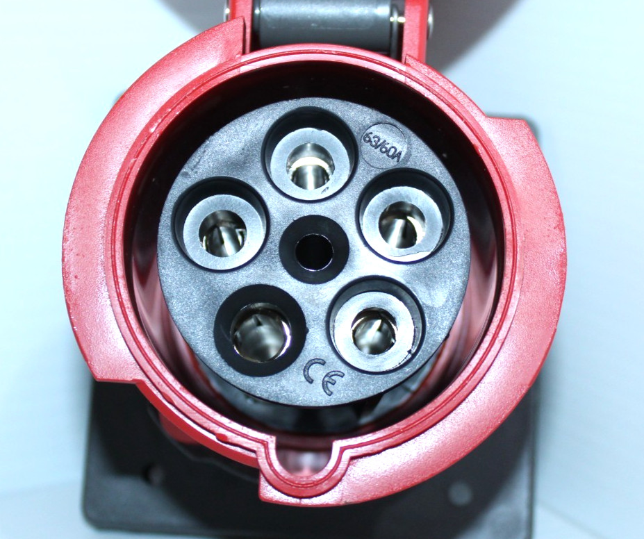 ⭐NEW IN BOX⭐ PS 560R7W 60-Amp RECEPTACLE 277/480V 60A 4P 5W HBL560R7W 🔴USA🔵