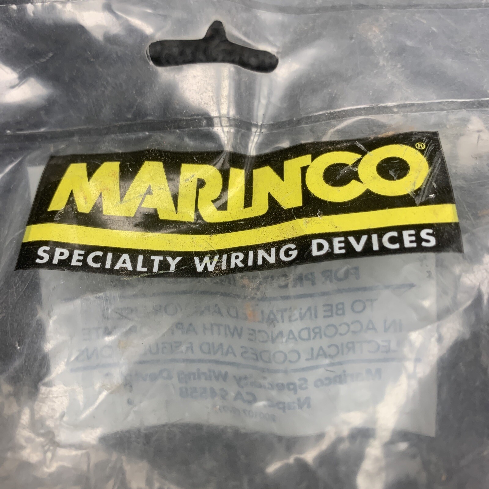 New MARINCO Locking Flanged Outlet 205F0 20A 125V