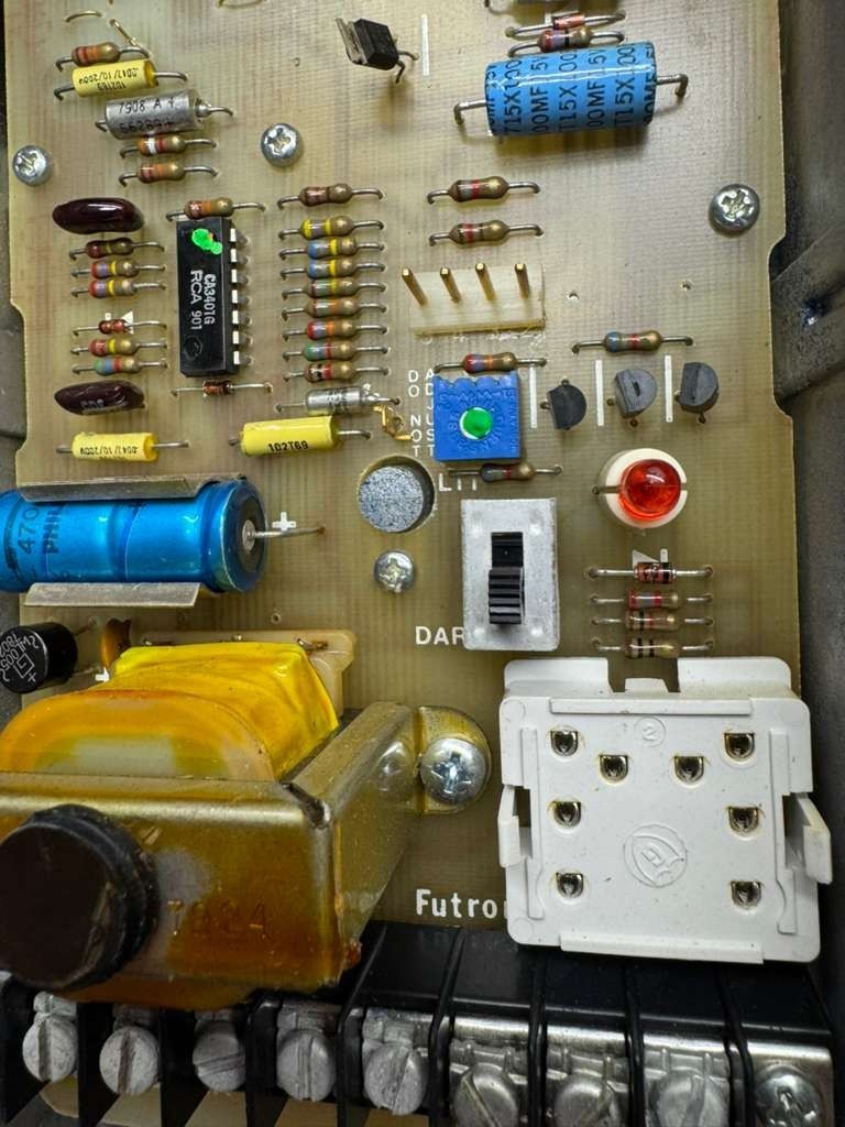 Opcon 1402A-6501 Photoelectric Sensor, 103185, 115VAC, 8526, 570A, 8580A, 8582A
