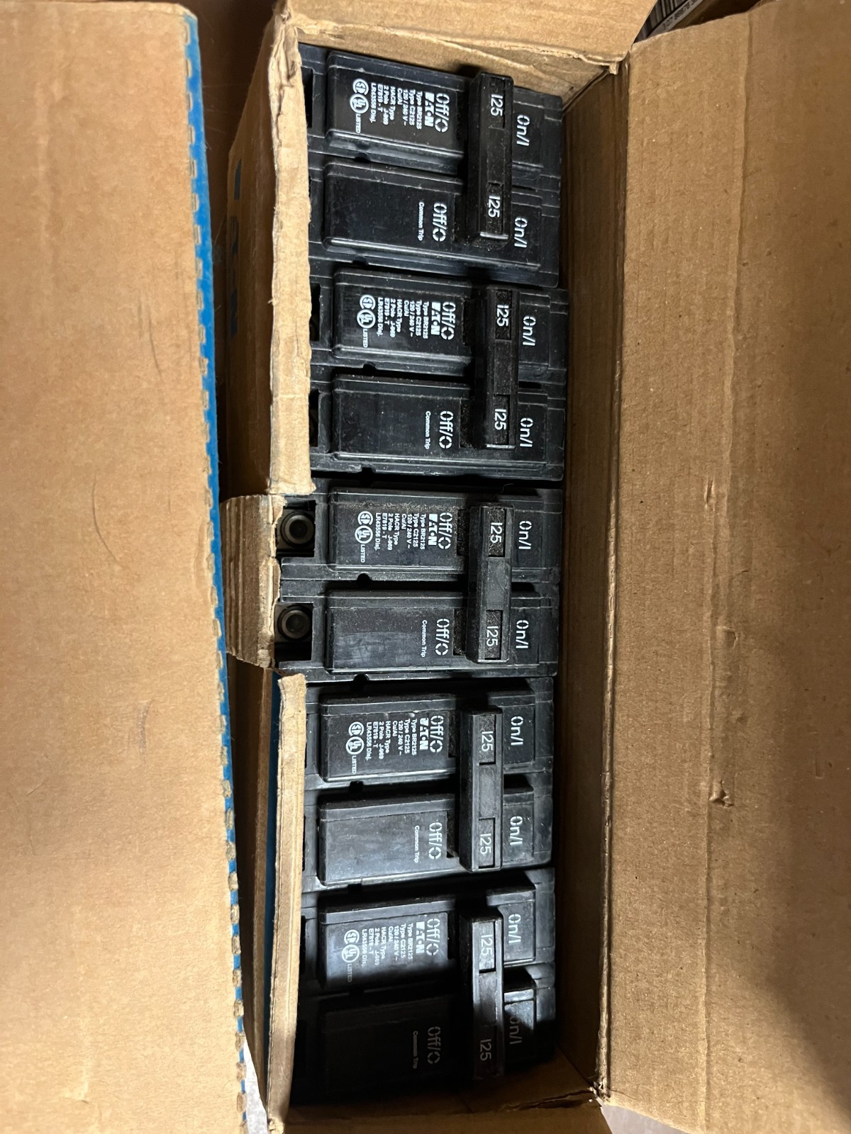 1 x NEW Eaton – BR2125 – Thermal Magnetic Circuit Breaker, 125A, Type BR