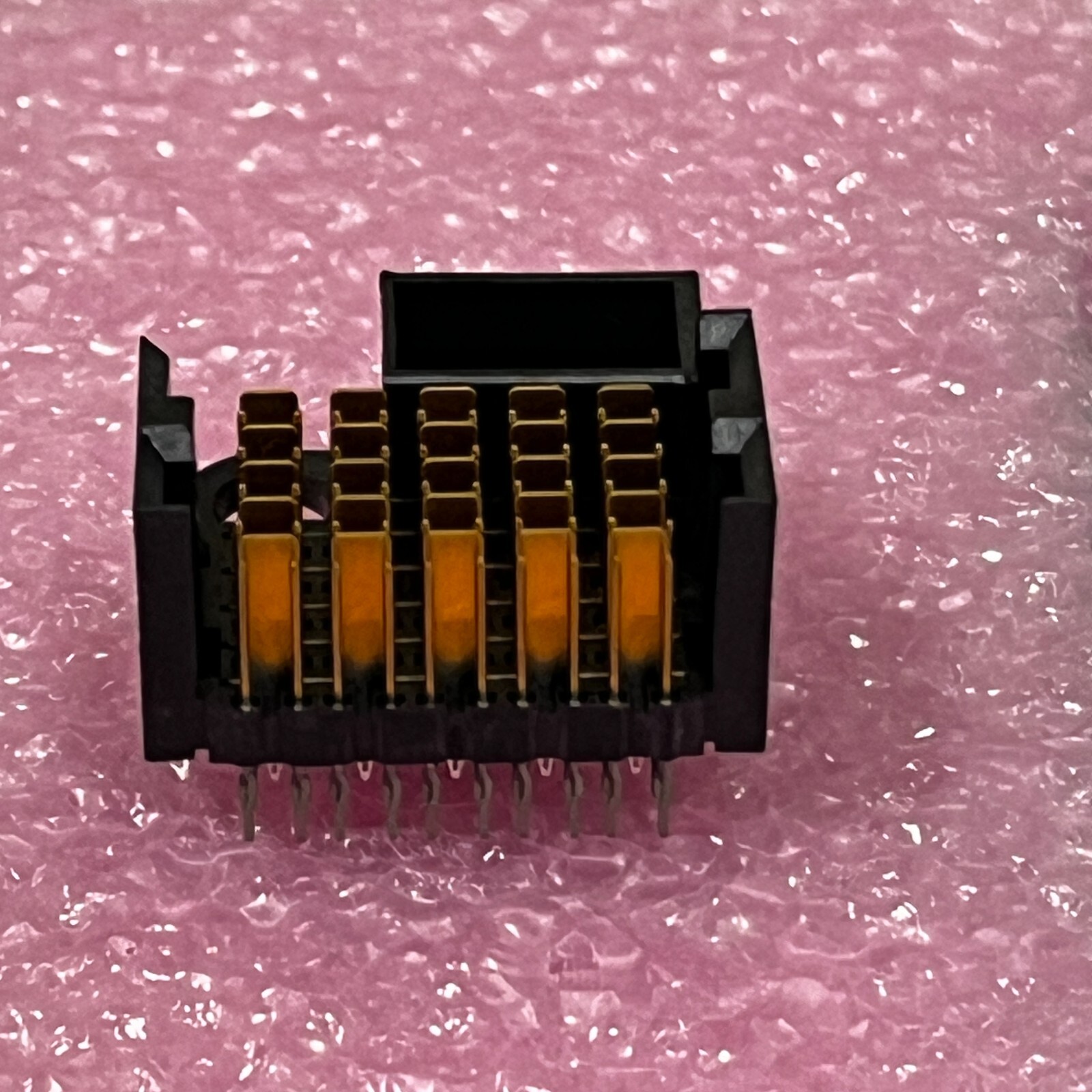 1x TE Conn. 50 POS Male Header Pins and Blades, Dual Beam, Left Side, 5120672-1