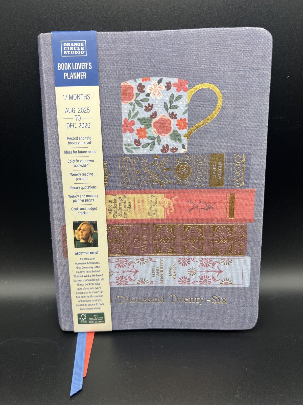 Orange Circle Studio: Clara Clothbound Planner Aug 2025 To Dec 2026 Book Lovers