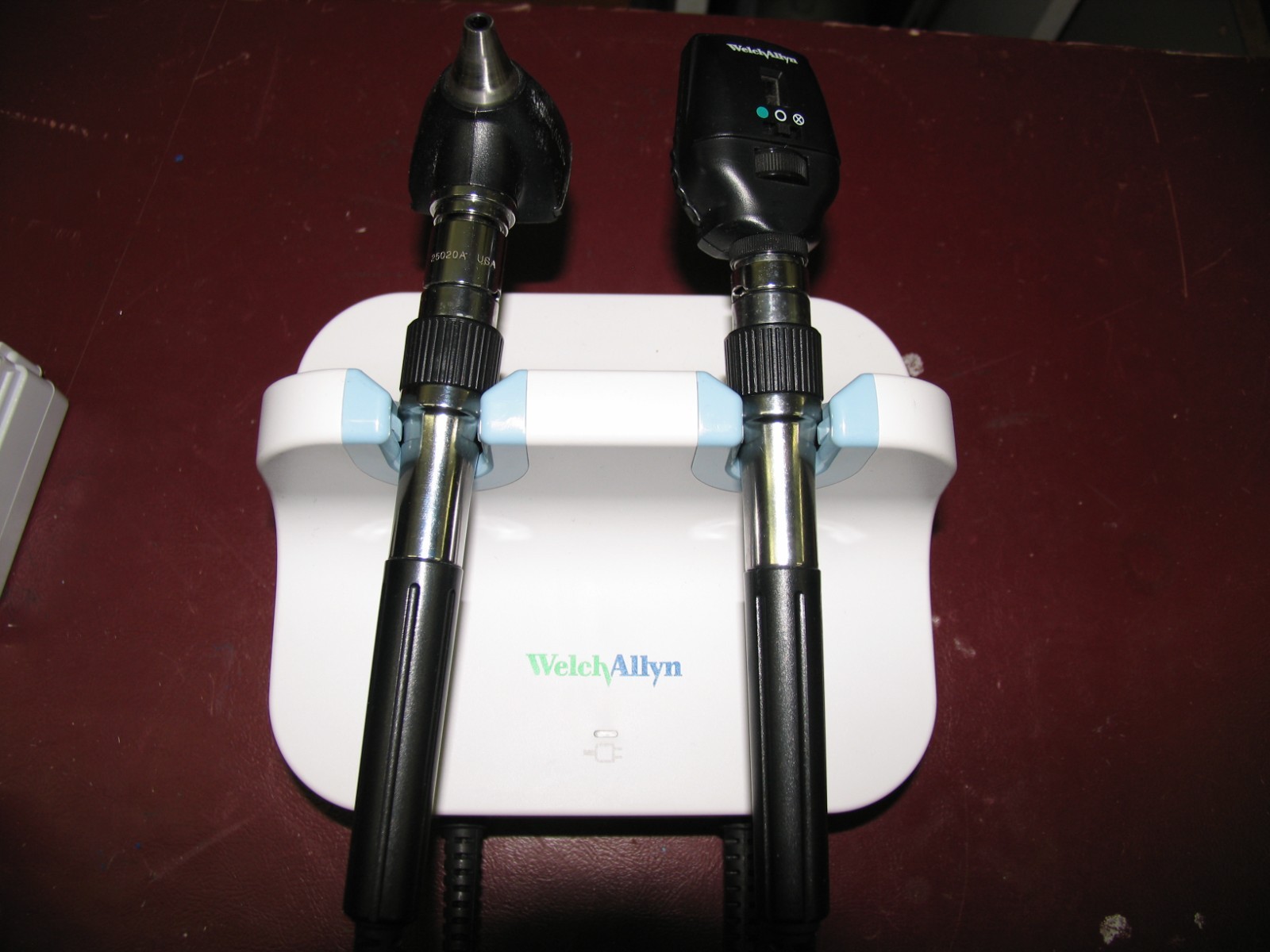 WELCH ALLYN GS 777 WALL TRANSFORMER WITH OTOSCOPE OPTHMALMOSCOPE & POWER SUPPLY