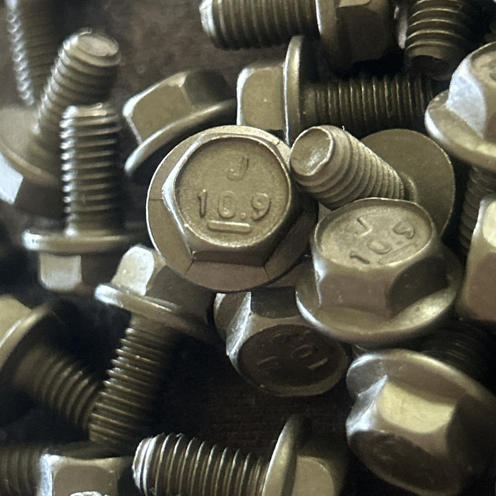 Qty. 30, M6x12 JIS Hex Head Flange Bolt Gd 10.9 M6x1.0x12mm Black Oxide 10mm Hex