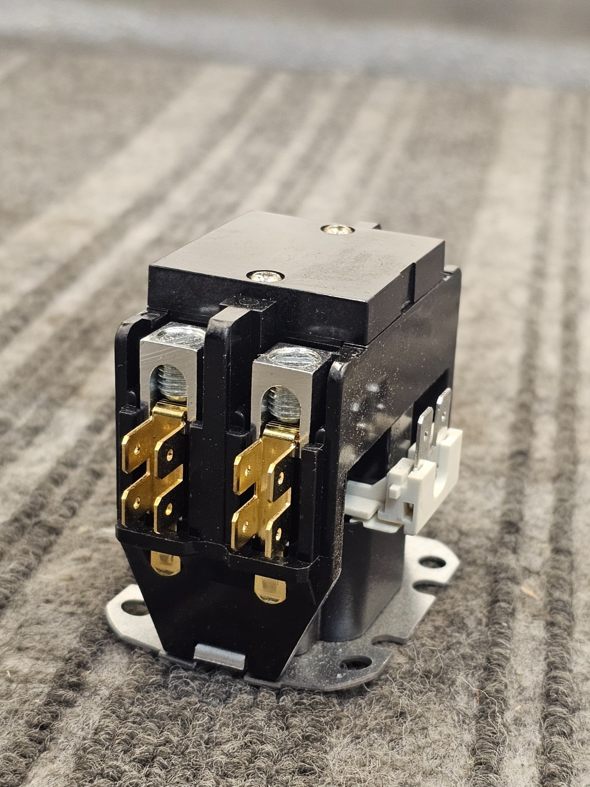 Packard C230B 2-Pole Definite Purpose Contactor 30Amp FLA, 40Amp Res, 120V AC