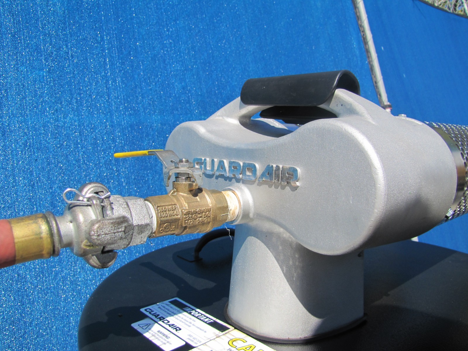 Guard Air Portable Air Powered Vacuum Cleaner 55 Gallon Drum w/ Air Hose