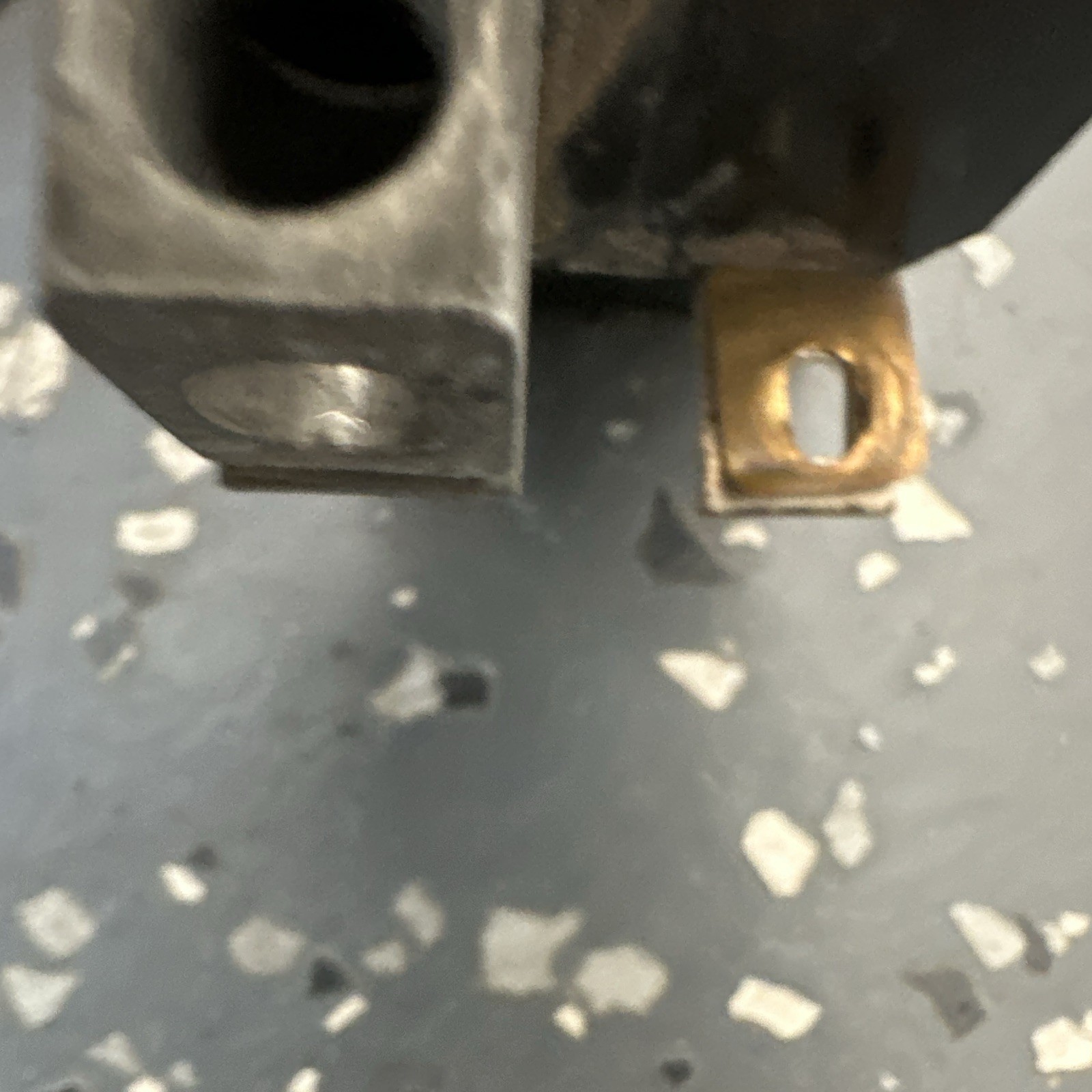 Pushmatic70A 2-Pole Breaker 101-150V Bolt- please note mechanical lug missing