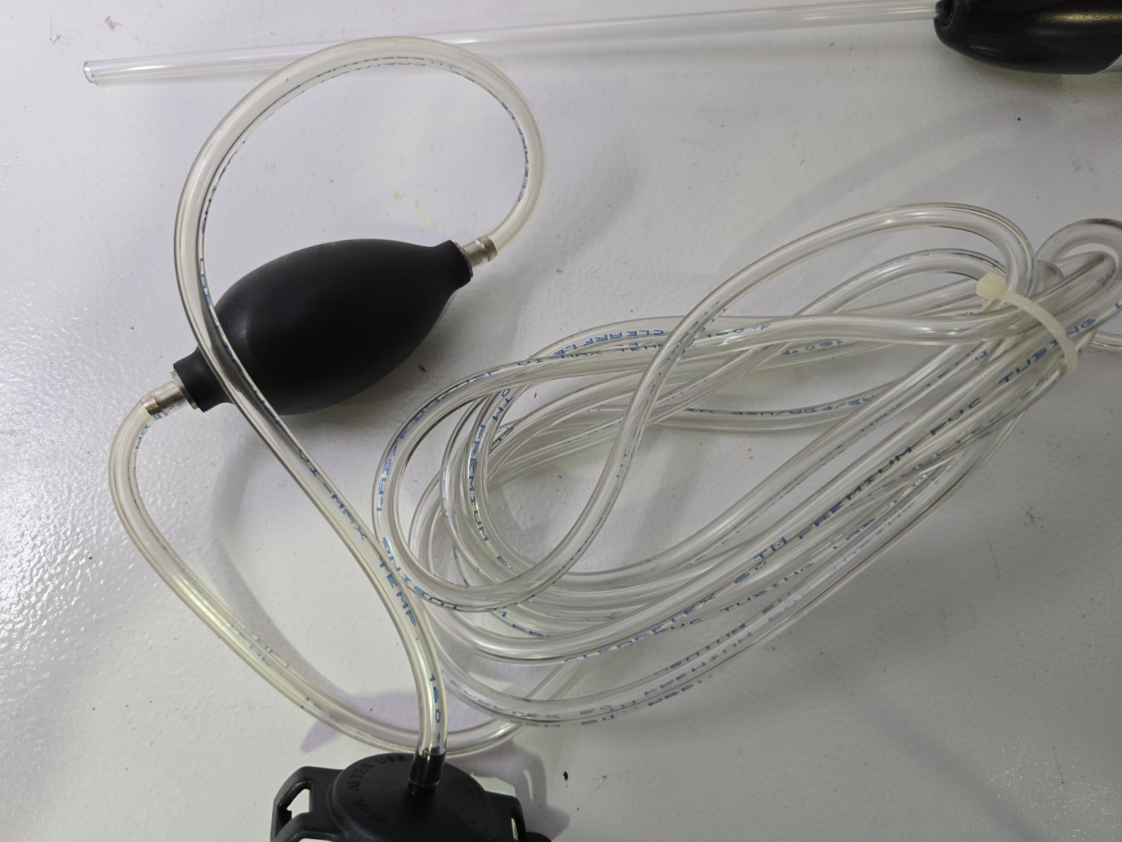 BW MC-AS01 – Manual Aspirator Pump Kit with Probe (0.3m/1 ft) for BW MicroClip