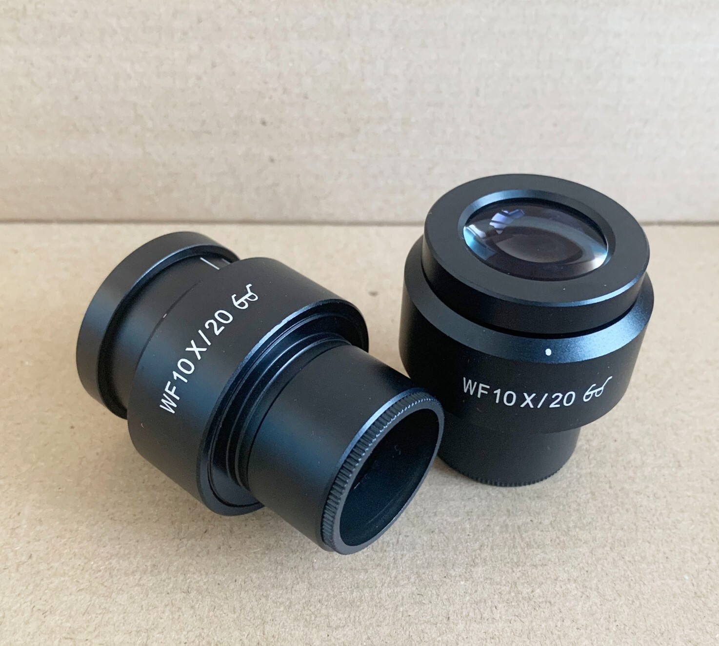 Pair WF10X/20 Wide Angle Eyepieces 30mm for Microscope with Diopter Adjustment